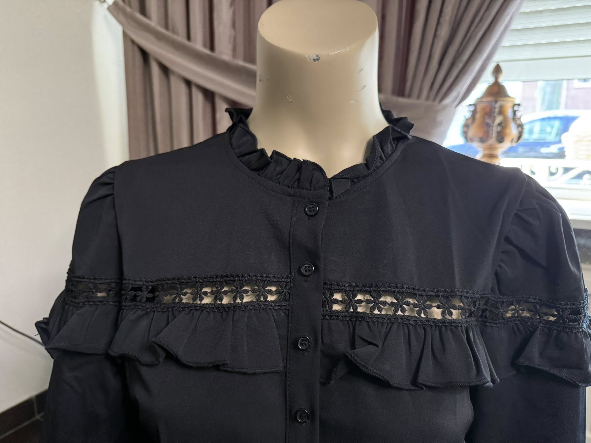 SALE!!!! Zwarte bloem blouse